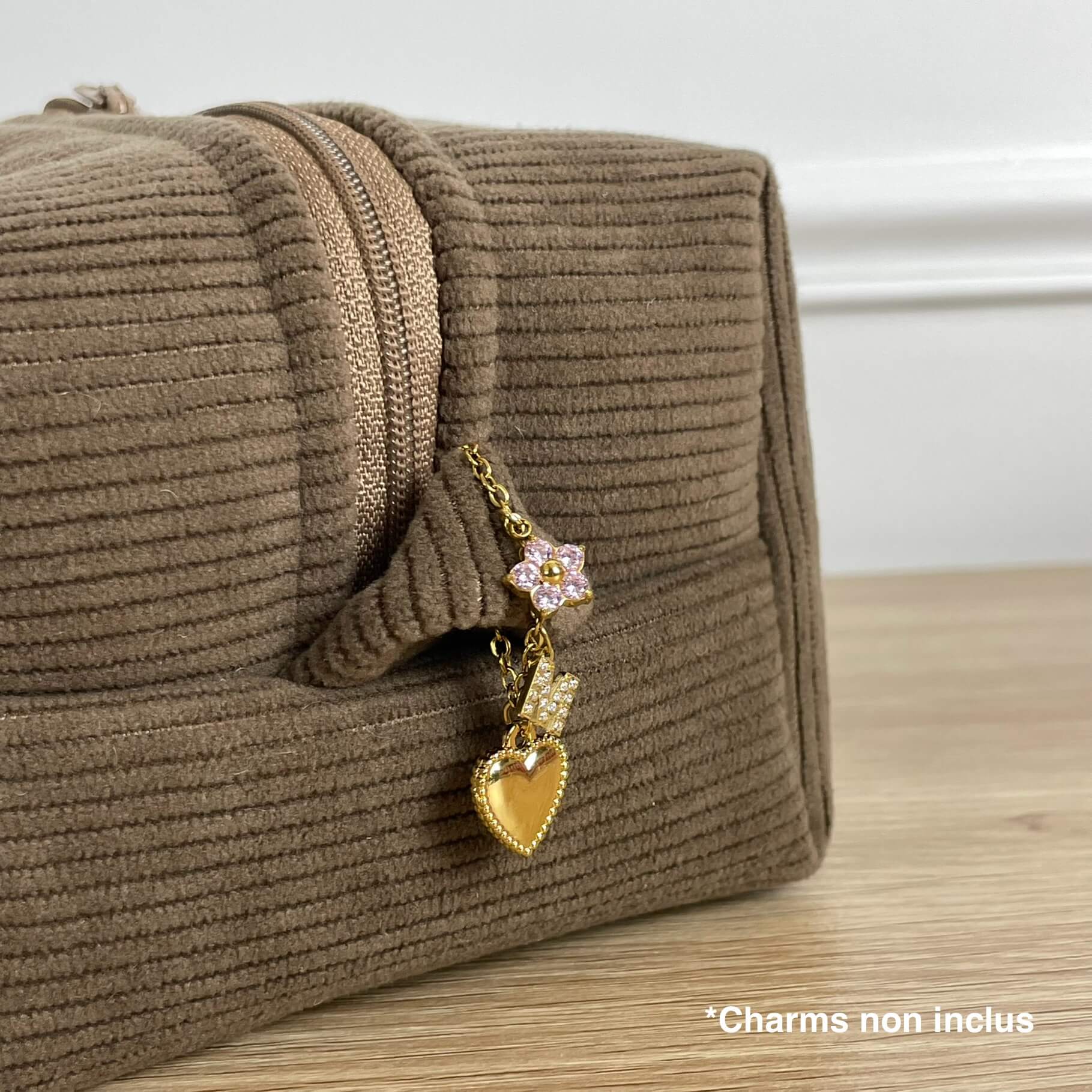 Trousse bleue