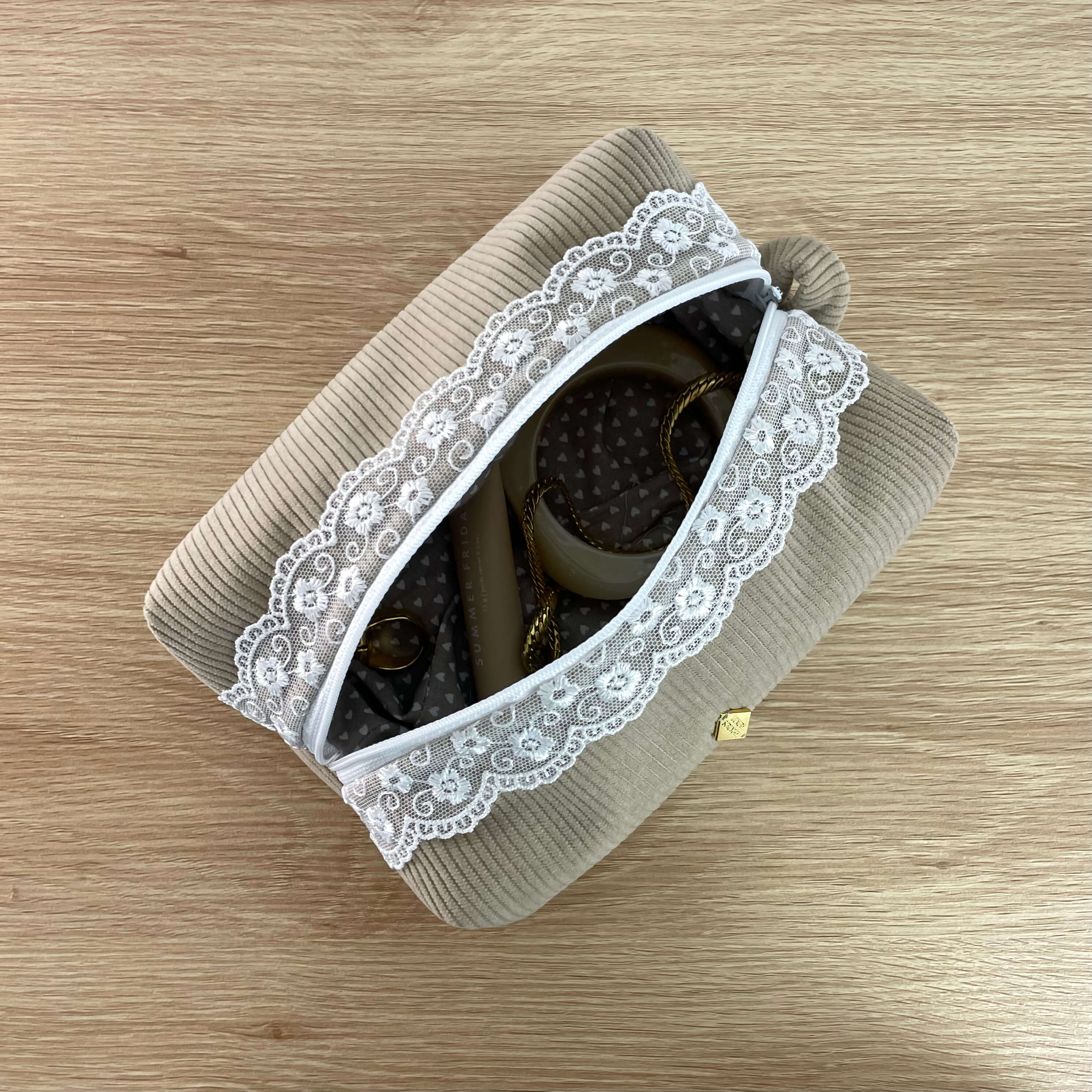 Trousse velours beige